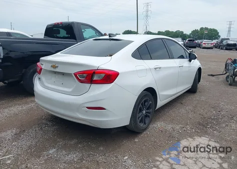 2019 Chevrolet Cruze Ls z USA, uszkodzony, nr VIN 1G1BC5SM2K7152930